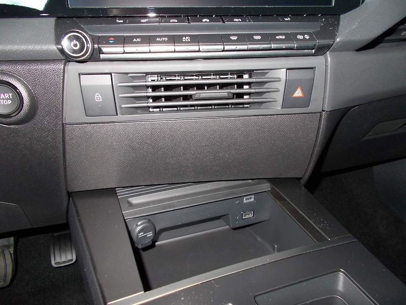 Opel Astra (2026) Nova Edition ST 1.5 CDTI (96kW - fotka 16 z 29