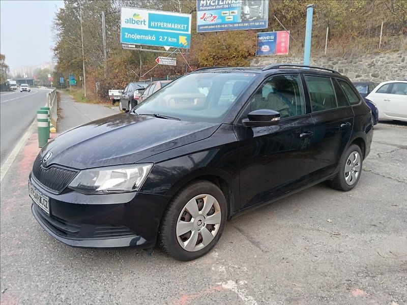 Škoda Fabia 1,0 MPi  Active - fotka 4 z 21