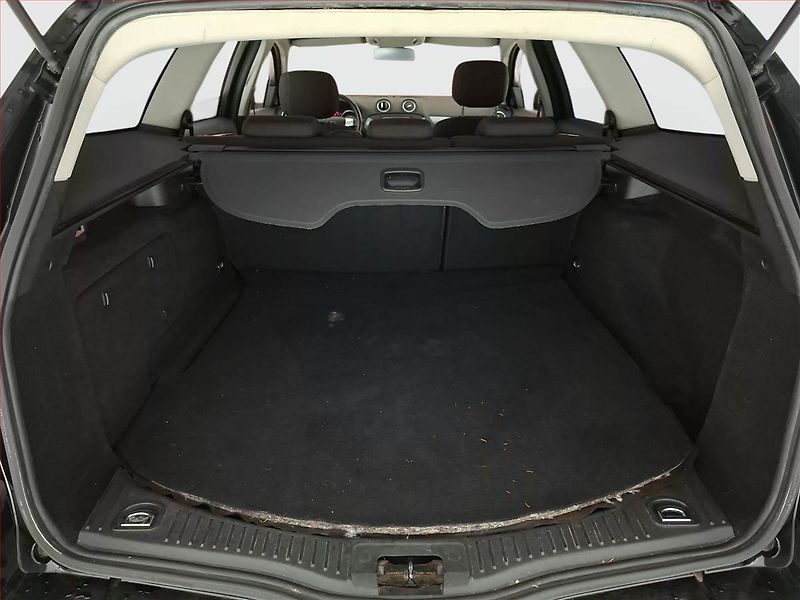 Ford Mondeo (2010) 2.0 TDCi, po STK, Tažné - fotka 14 z 17