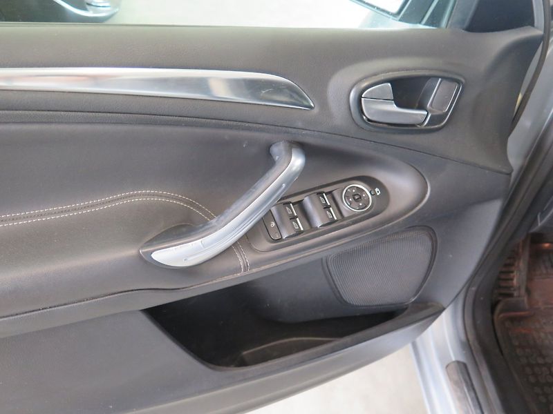 Ford Galaxy (2013) 2.0TDCi Navi Výhře Klima 7Míst - fotka 12 z 23