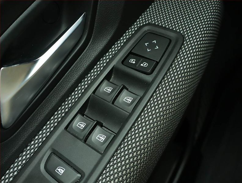 Dacia Jogger (2022) Comfort 1.0 TCe, 7 míst - fotka 17 z 17