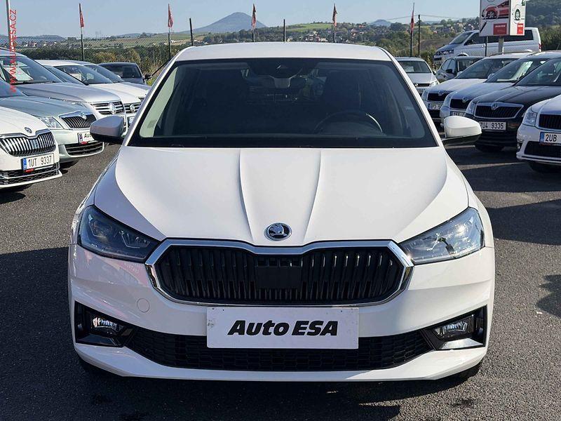 Škoda Fabia (2022) 1.0TSi, 1.maj,ČR, Style, LED - fotka 2 z 17