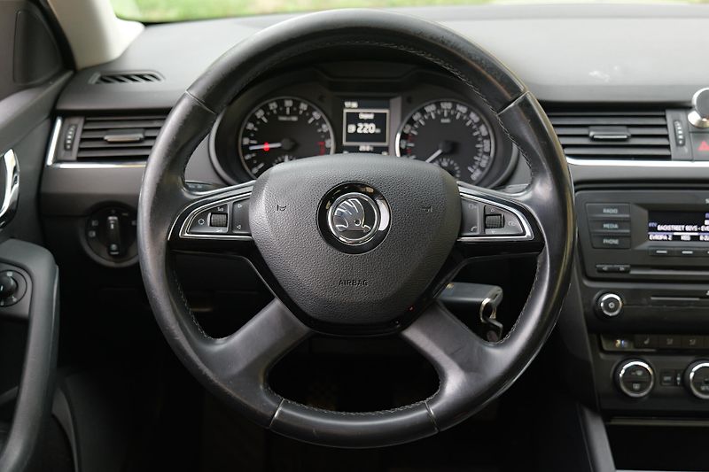 Škoda Octavia 1.6 TDI 77 kW Nové rozvody - fotka 17 z 28