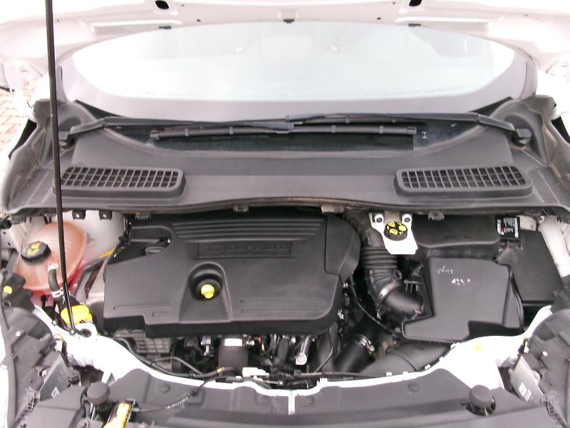 Ford Kuga (2019) 2,0TDCi TITANIUM Plus AWD ČR - fotka 39 z 39