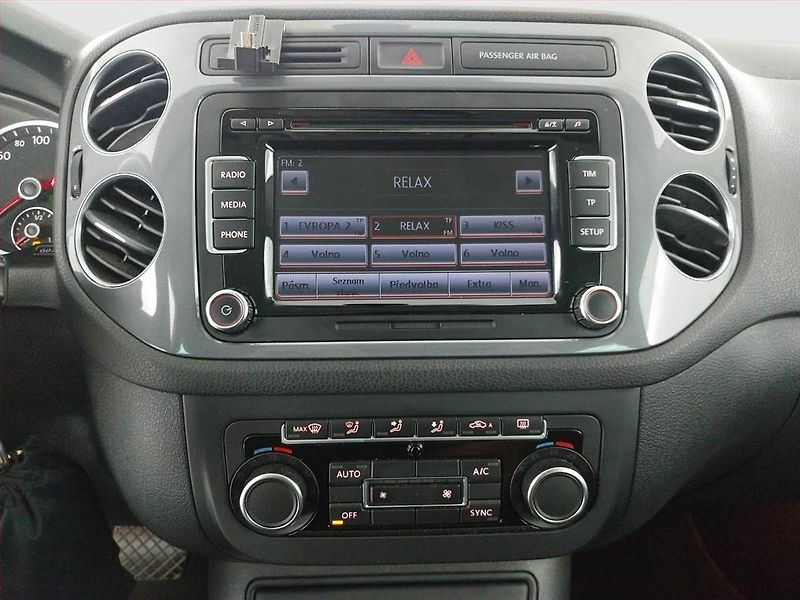 Volkswagen Tiguan (2014) 2.0 TDI, 4X4, Automat - fotka 12 z 17