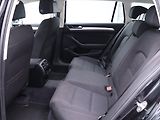 Volkswagen Passat 1,6 TDI Highline Aut klima LED - náhled 14