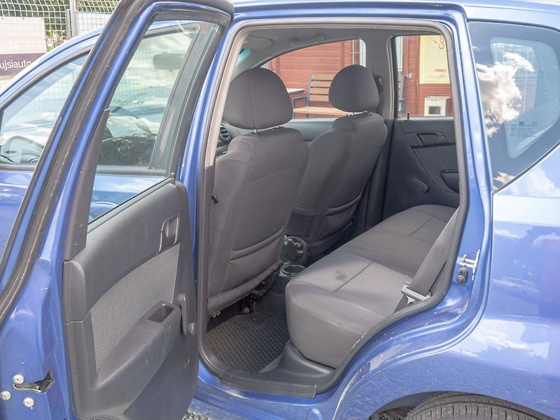Chevrolet Aveo (2009) 1.2i 62KW - fotka 28 z 38