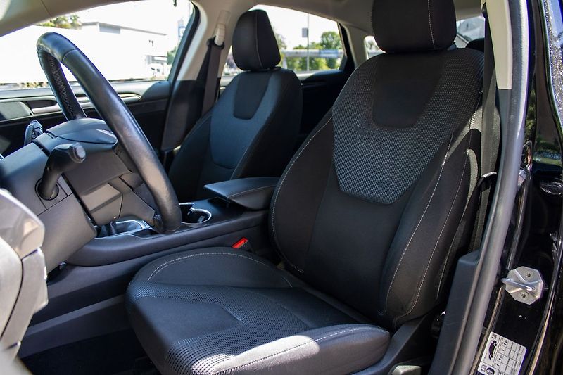 Ford Mondeo Titanium - fotka 11 z 17