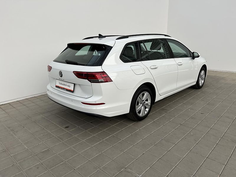 Volkswagen Golf 1.5 TSi Life - fotka 2 z 24