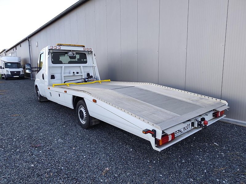 Iveco Daily ODTAHOVÝ SPECIÁL - fotka 4 z 26