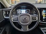 Volvo V60 B4 FWD Momentum Pro,ČR,1.Maj. - náhled 21