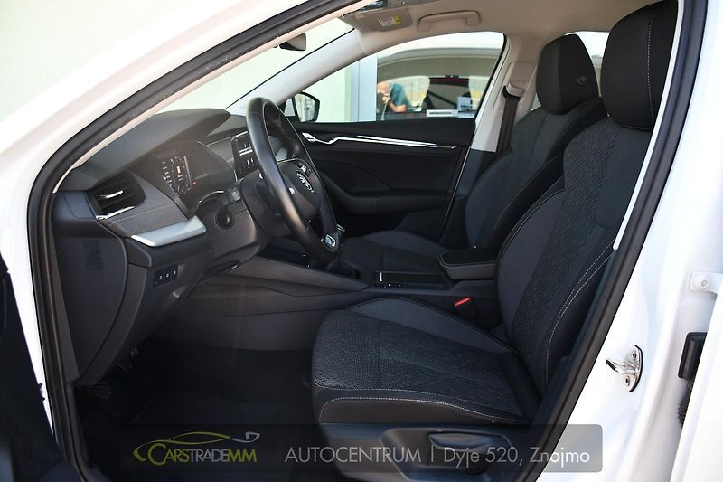 Škoda Octavia 1.5TSi STYLE LED TAŽNÉ ČR 1M - fotka 10 z 51