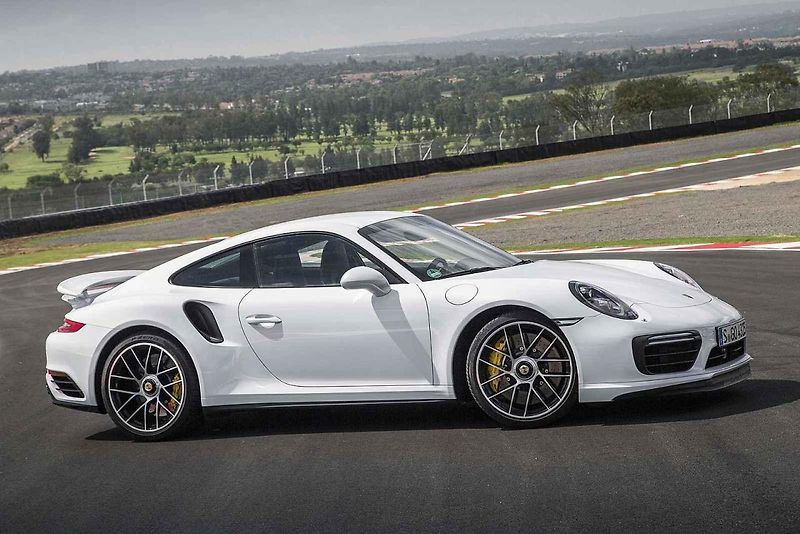 Top 5 nejrychleji akcelerujících Porsche.