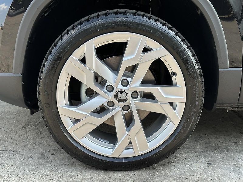 Škoda Karoq 2.0TDi DSG 4x4 150PS Matrix-LE - fotka 9 z 45