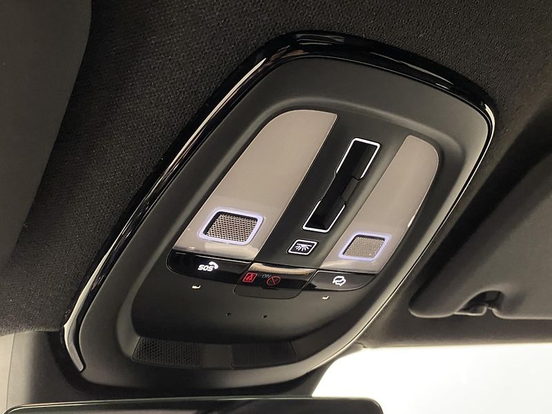 Volvo XC40 (2026) B3 AUT DARK ULTRA  - fotka 37 z 63