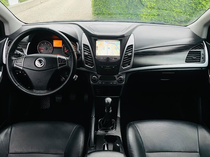 SsangYong Korando 2.2TD 4x4 MANUÁL 1.MAJ TAŽNÉ - fotka 25 z 50