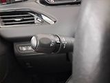 Peugeot 208 (2016) 1.2 PureTech, Automat - náhled 19