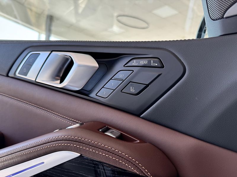 BMW X7 40d xDrive*M-SPORT*Záruka01/28 - fotka 41 z 57