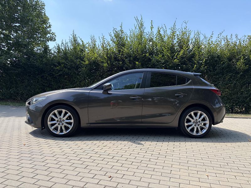 Mazda 3 2.0 Sports-Line - fotka 5 z 31