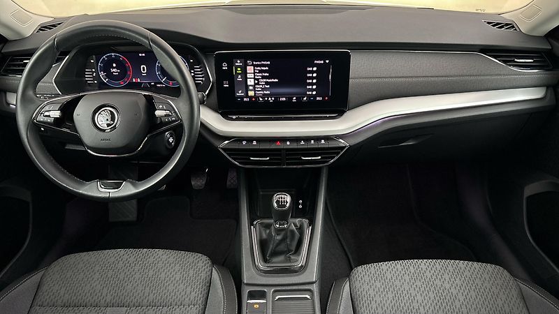 Škoda Octavia 2.0 TDI Style Combi - fotka 8 z 24