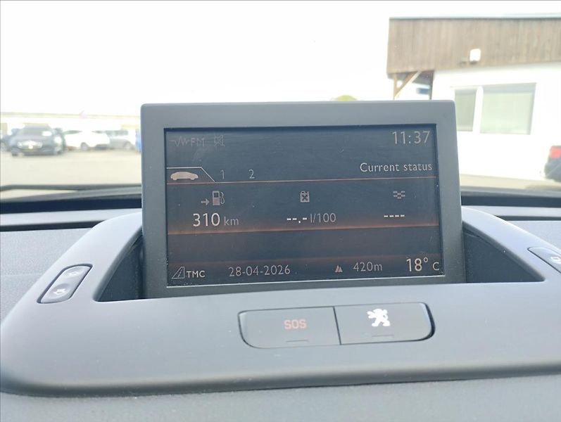 Peugeot 5008 1,6 HDi 82KW - fotka 13 z 14