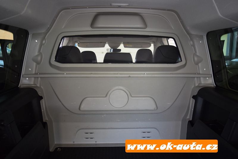 Volkswagen Caddy 2.0 TDI MAXI LIFE 5 MÍST 2020 - fotka 18 z 45