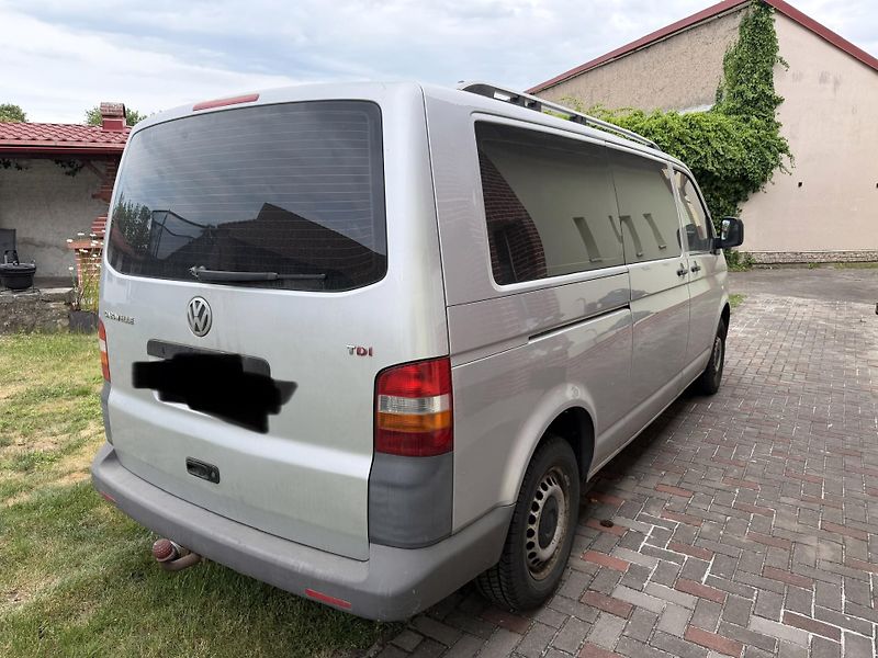 Volkswagen Caravelle (2009) WV Caravelle 2,5 TDI Long - fotka 2 z 11