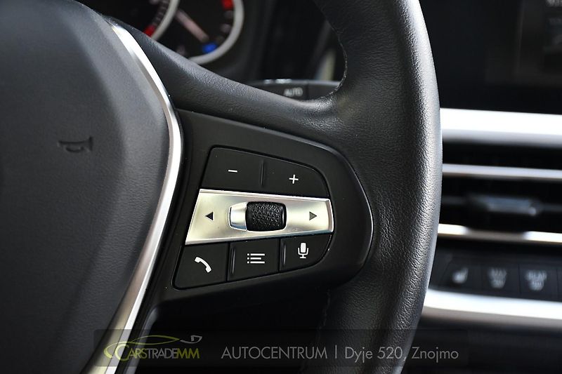 BMW Řada 3 320D xDrive 2xALU 1M ČR - fotka 34 z 54
