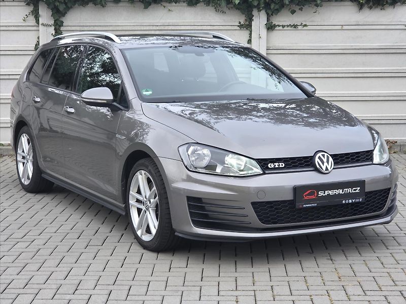 Volkswagen Golf 2,0 TDi 135kW DSG GTD ČR 2.maj - fotografie inzerátu