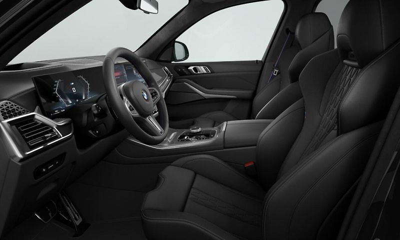 BMW X5 M60i - fotka 4 z 4