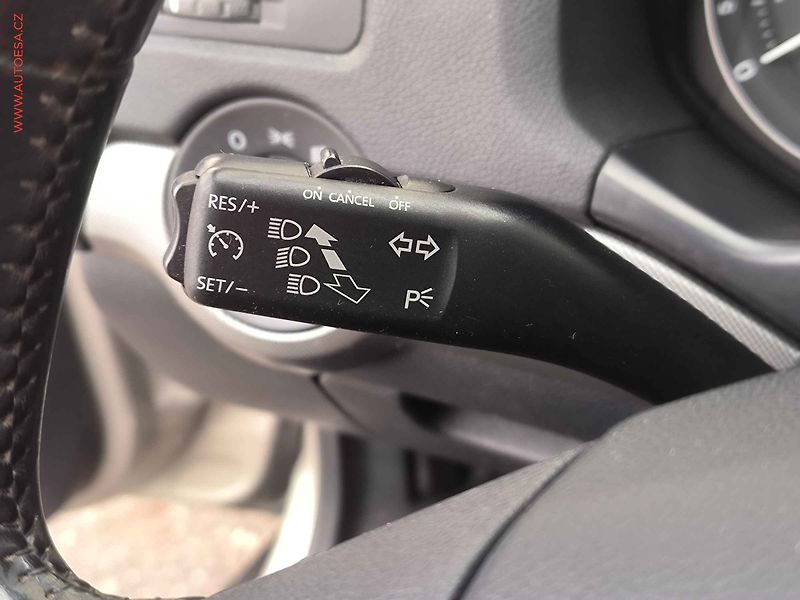 Škoda Octavia (2006) 1.9TDi, ČR, Výhř.sed. - fotka 14 z 17