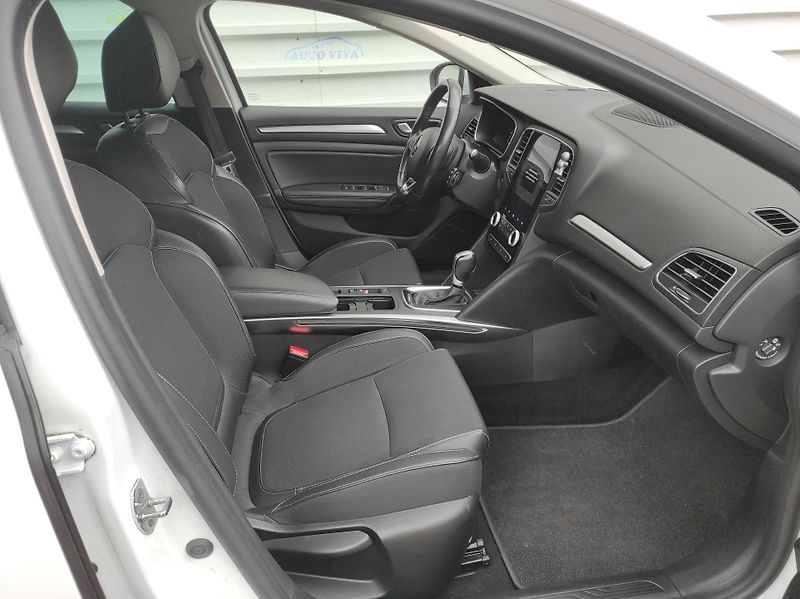 Renault Mégane 1,3TCe Intens AT, EDC, ČR, TZ - fotka 14 z 40