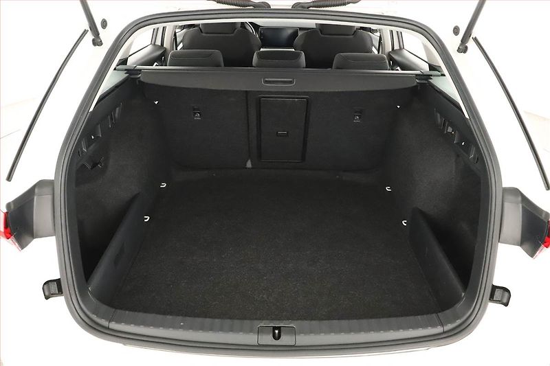 Škoda Octavia (2021) Style 2.0 TDI, ČR,1.maj - fotka 10 z 18