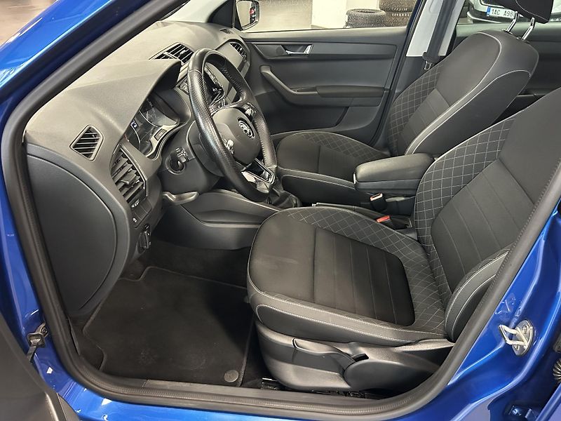Škoda Fabia (2022) 1.0TSi Ambition TOP - fotka 5 z 22