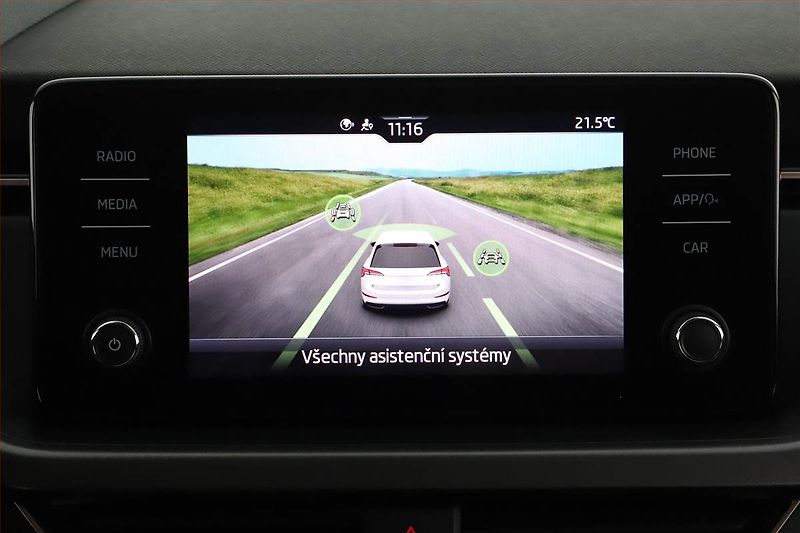 Škoda Scala (2023) Style 1.0 TSI, Automat, ČR - fotka 14 z 16