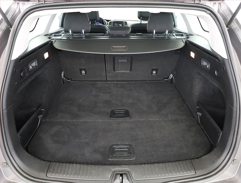 Renault Talisman (2017) 1.6 dCi, Automat, Serv.kniha - fotka 19 z 20
