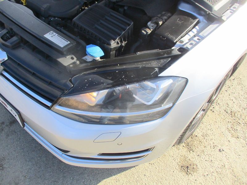Volkswagen Golf 2.0TDi 110kW HIGHLINE L+Z PNEU - fotka 40 z 45