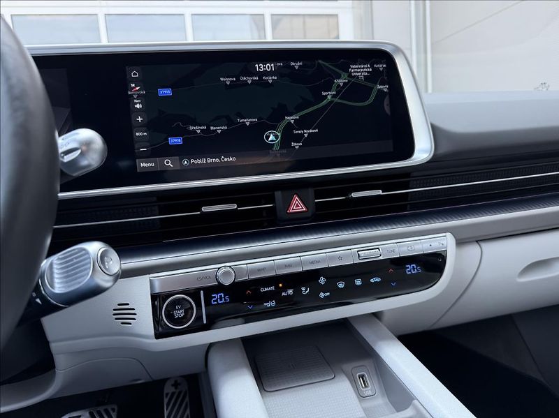 Hyundai Ioniq 6 Power 77kWh 4x4  Premium PNRM - fotka 17 z 25