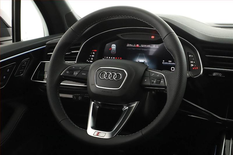 Audi SQ7 (2026) 4.0 TFSI, 360KAMERA, SOFTCLOSE - fotka 27 z 28
