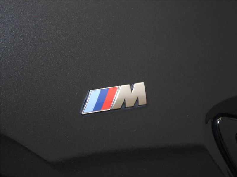 BMW Řada 8 M850I B&O Laser 1.maj.ČR   4,4 - fotka 38 z 41