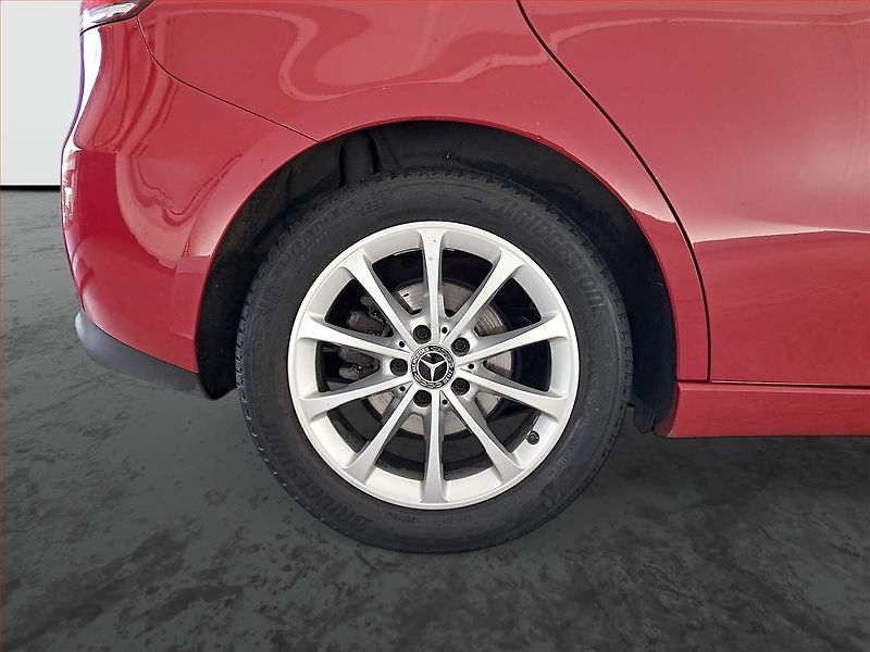 Mercedes-Benz Třídy B (2019) B 180, Automat, Kůže, Navi - fotka 15 z 24