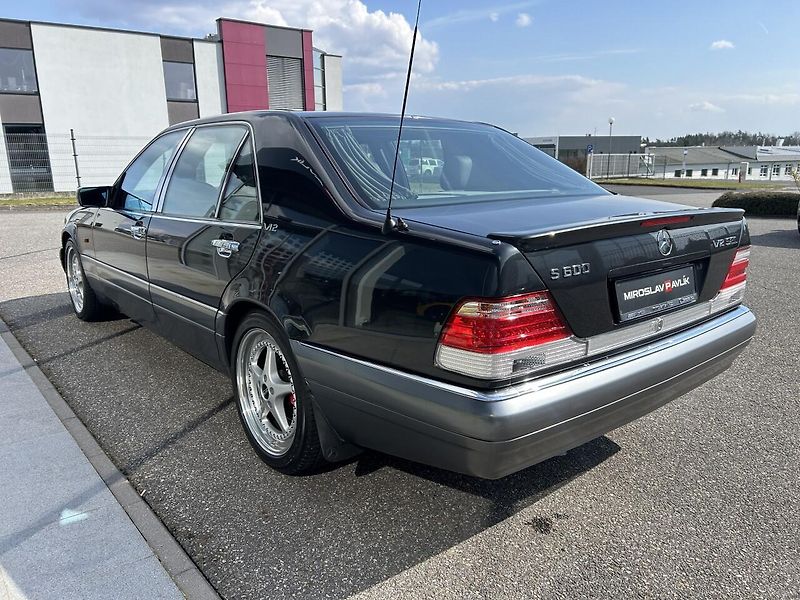 Mercedes-Benz Třídy S S 600 L V12 - fotka 7 z 34