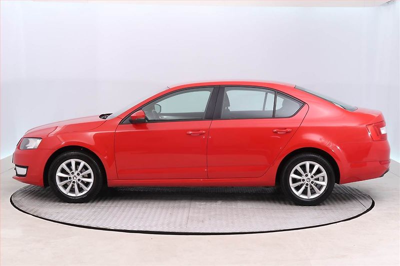 Škoda Octavia (2016) Ambition 1.6 TDI, Serv.kniha - fotka 3 z 14