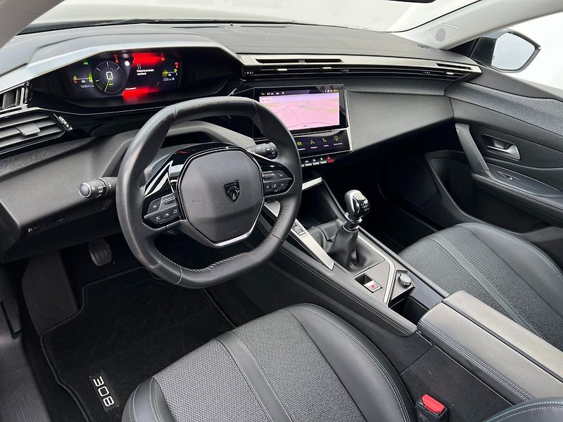 Peugeot 308 (2023) 1.2PT 96kW! Allure! Tažné! LED - fotka 12 z 34