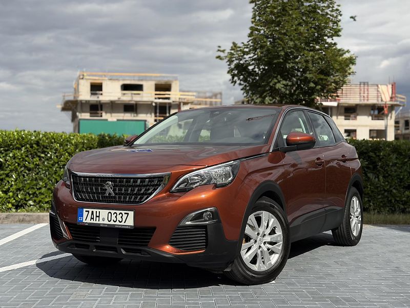 Peugeot 3008 (2018) 1.6 PureTech 133 kW/tažné - fotka 1 z 22