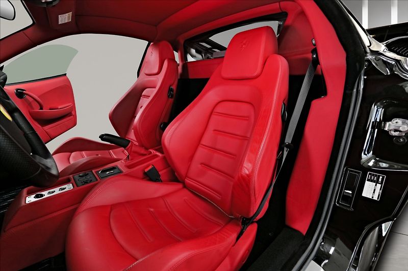 Ferrari F430 4,3 F1 V8 - fotka 10 z 18