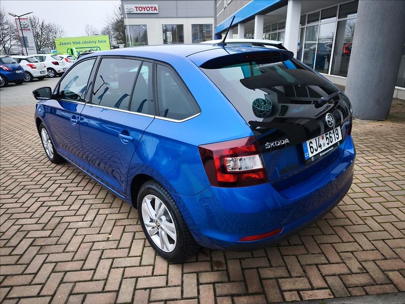 Škoda Rapid 1,0 TSi Style Plus - fotka 7 z 19