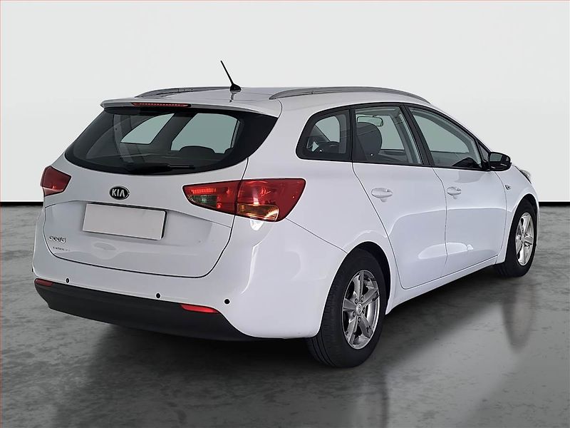 Kia Ceed (2013) 1.6 GDI, ČR,1.maj, Serv.kniha - fotka 5 z 16