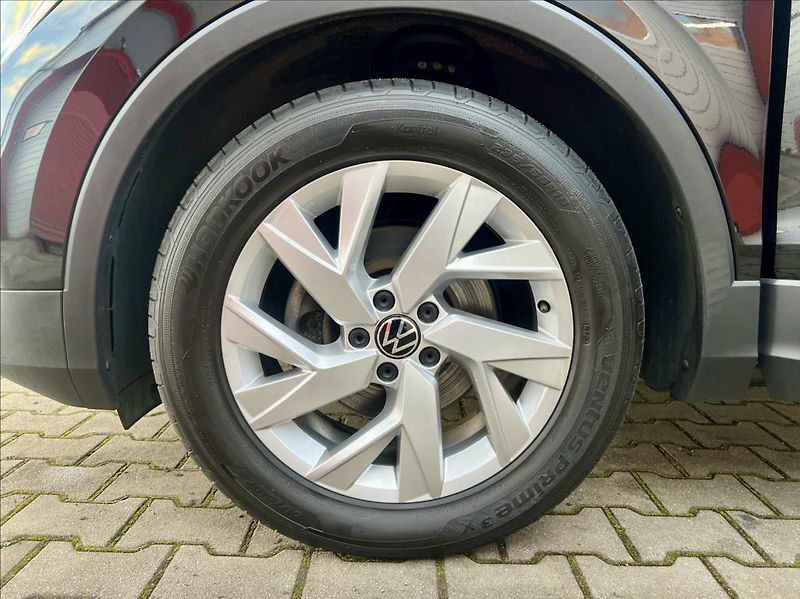 Volkswagen Tiguan 1,5 TSi DSG GT LIFE záruka - fotka 40 z 41
