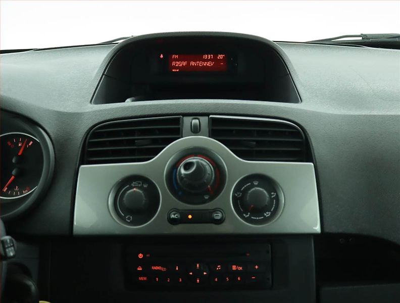 Renault Kangoo (2012) 1.5 dCi, 5Míst - fotka 12 z 14